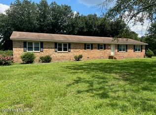 1753 E New Hope Rd, La Grange, NC 28551