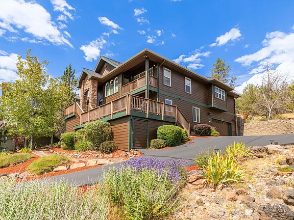 3rd image of 9629 Kestrel Rd