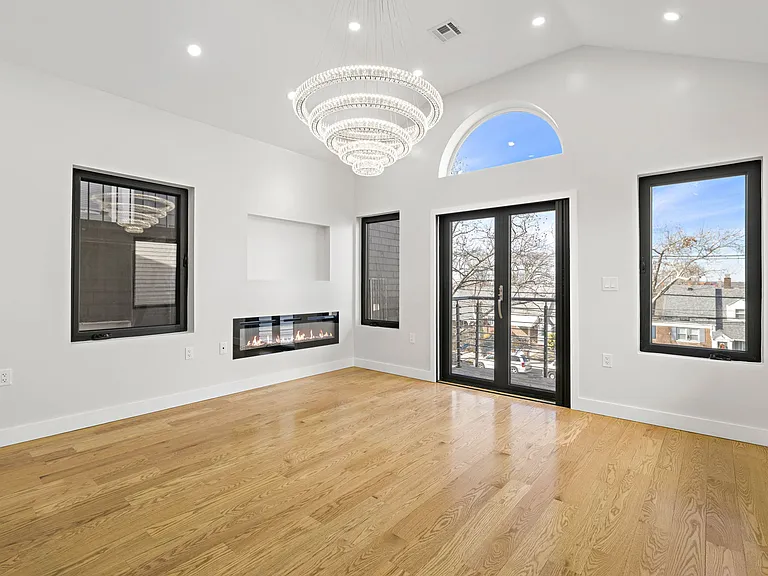 482 Kennedy Blvd #2 — Photo 10