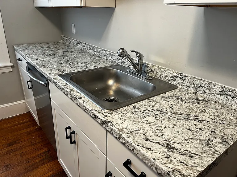 113 Sherwood St #1 — Photo 2