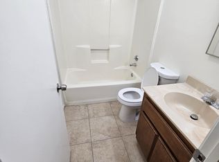 13058 Yakima Rd APT C, Apple Valley, CA 92308