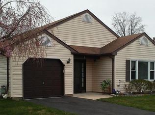 5 Woodchuck Ln, Brick, NJ 08724