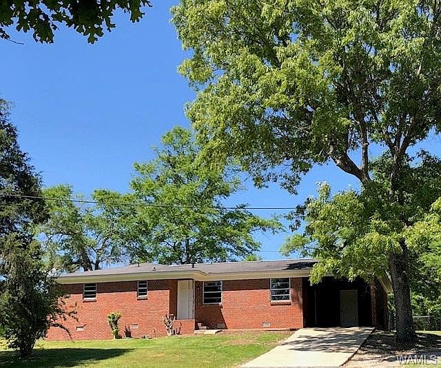 2nd image of 2802 Bear Creek Rd E