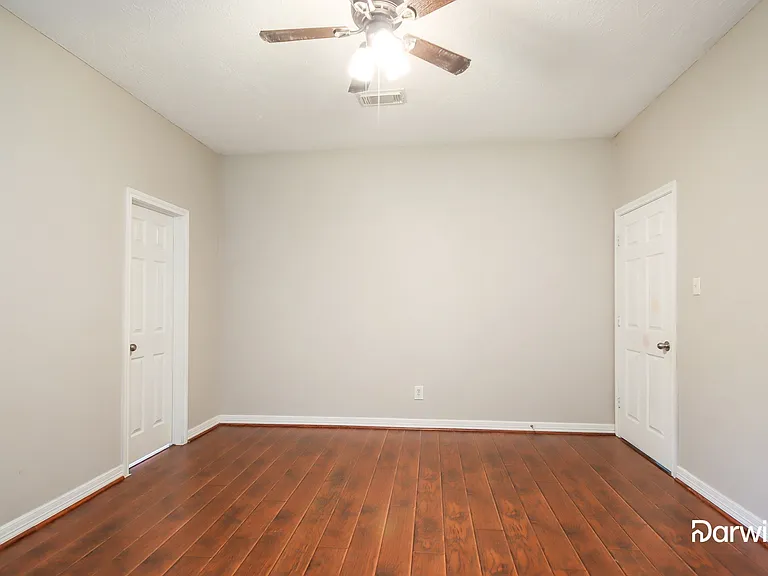 7414 Pebblemill Ln — Photo 14