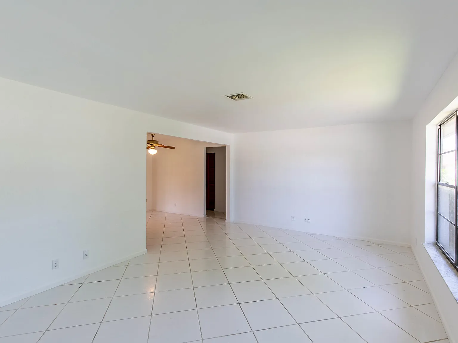 2 bed, 2.0 bath, 1150 sqft, $2,250 — Photo 3