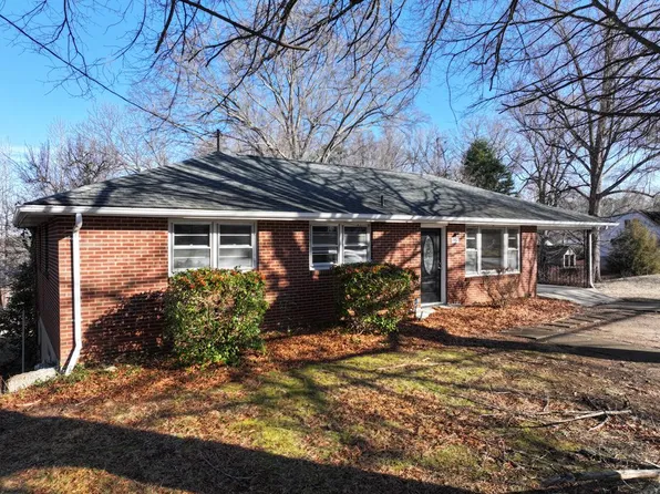 742 Westover Dr, Danville, VA 24541
