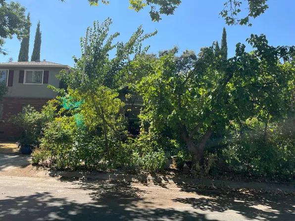 2000 Larkin Way, Sacramento, CA 95818