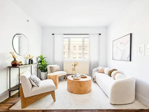 100 Maspeth Ave APT 2H, Brooklyn, NY 11211