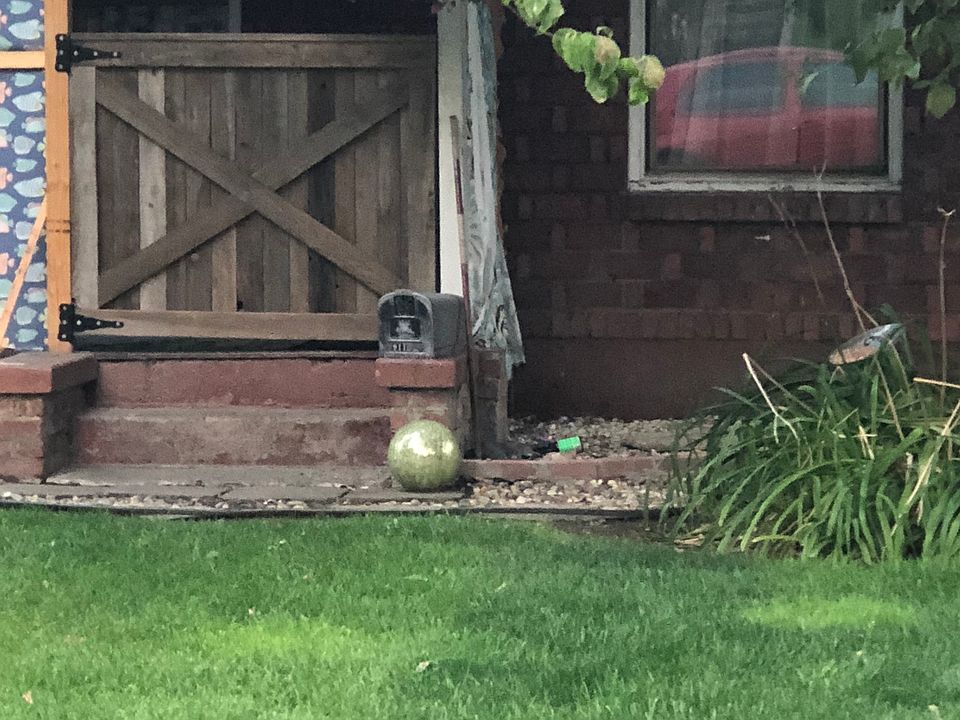 2nd image of 911 S 17th Ave