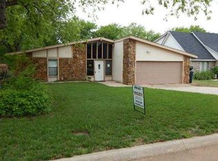 11121 Ashford Dr, Yukon, OK 73099