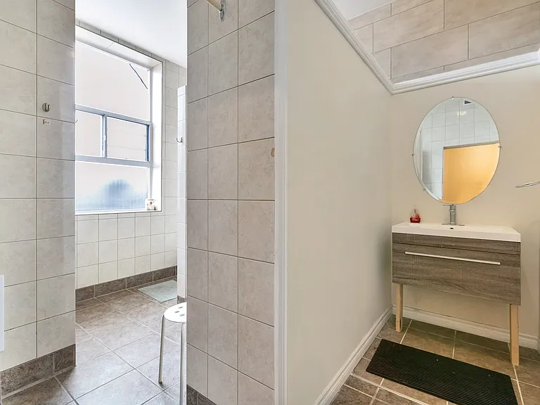 38 Ainslie St N #37 — Photo 16