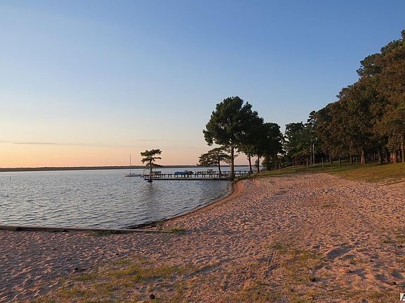 4th image of 215 Comanche Trail LOT 25