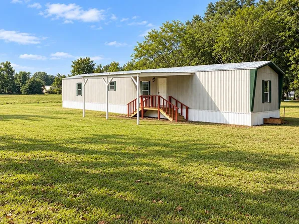 1042 Sycamore St, Cottonport, LA 71327