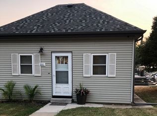 211 2nd St, Neola, IA 51559
