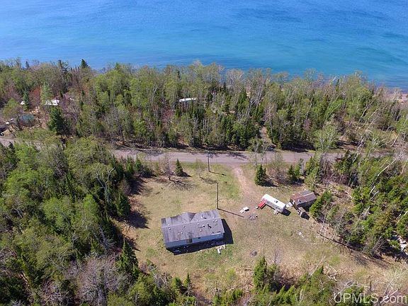 2nd image of 3914 Cedar Bay Rd