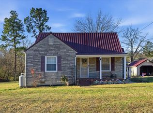 128 Deer View Rd, Gretna, VA 24557