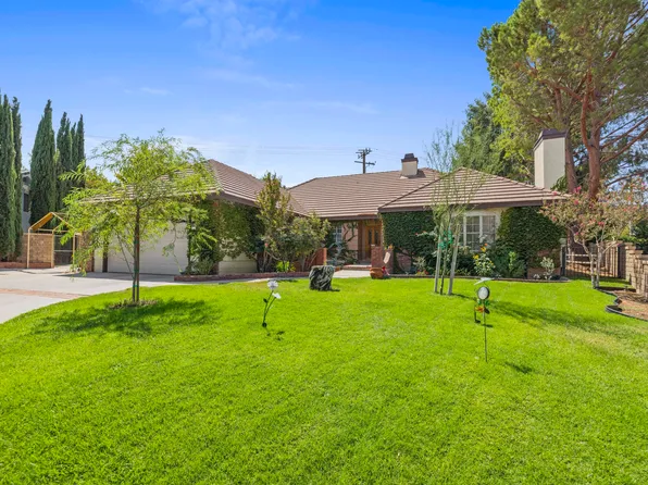 41601 Crispi Ln, Quartz Hill, CA 93536