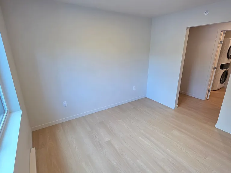 1221 Commonwealth Ave — Photo 4