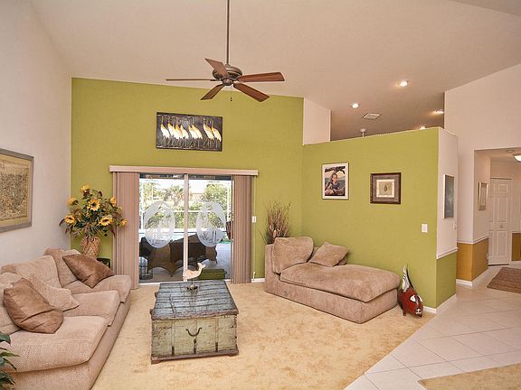 3rd image of 2603 SW 28th Ter