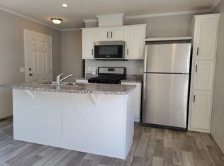 38000 Le Chateau Blvd #249, Clinton Township, MI 48038