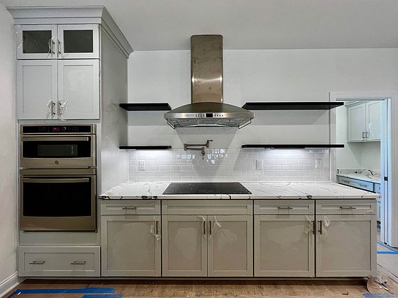 3rd image of 1000 Inlet View Dr.