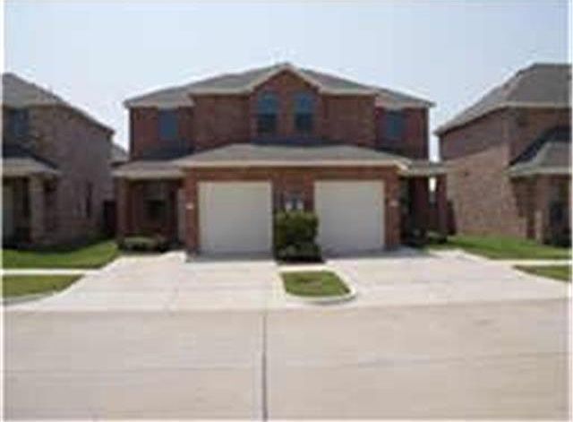 1st image of 2318 Aldergate Dr