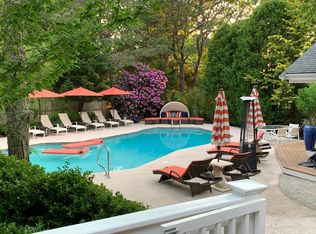 203 Willow Bend Dr, Mashpee, MA 02649
