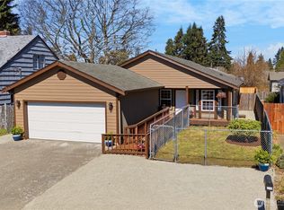 1614 Glass Avenue NE, Olympia, WA 98506