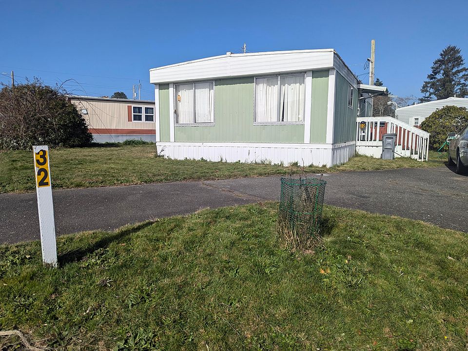 1st image of 525 Herrick Ave Space 32