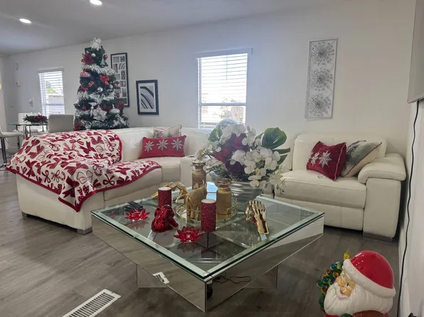 9806 Palm Way, Tampa, FL 33635