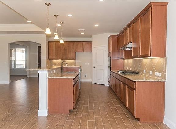3rd image of 329 Old Blue Mountain Ln