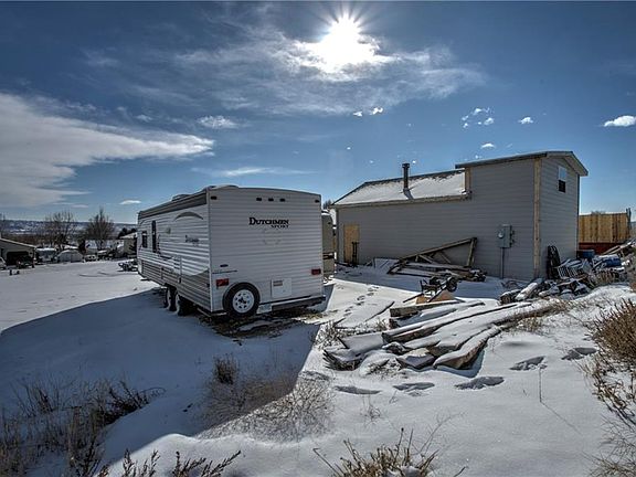 4th image of 1729 Rosecrans Dr