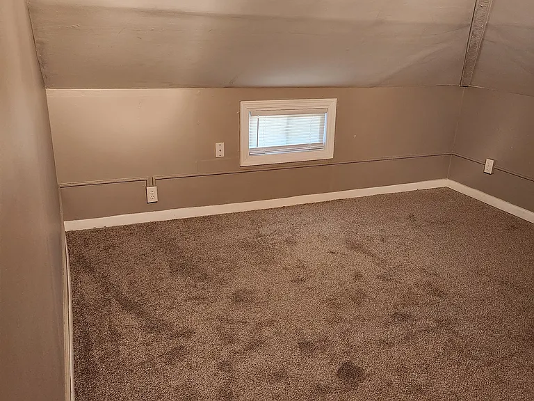 1444 Main St #UPPER — Photo 5