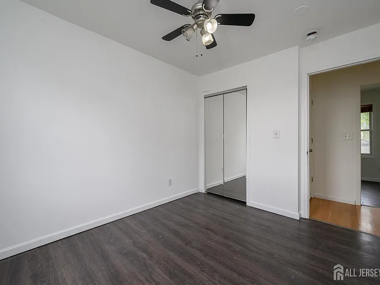 438 Belgrade St — Photo 18