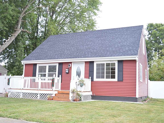 2nd image of 4405 Meadow Ln