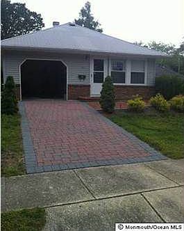 1st image of 12 Mount Matterhorn Ln