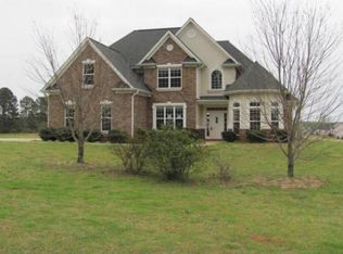 185 Crawford Rd, Senoia, GA 30276