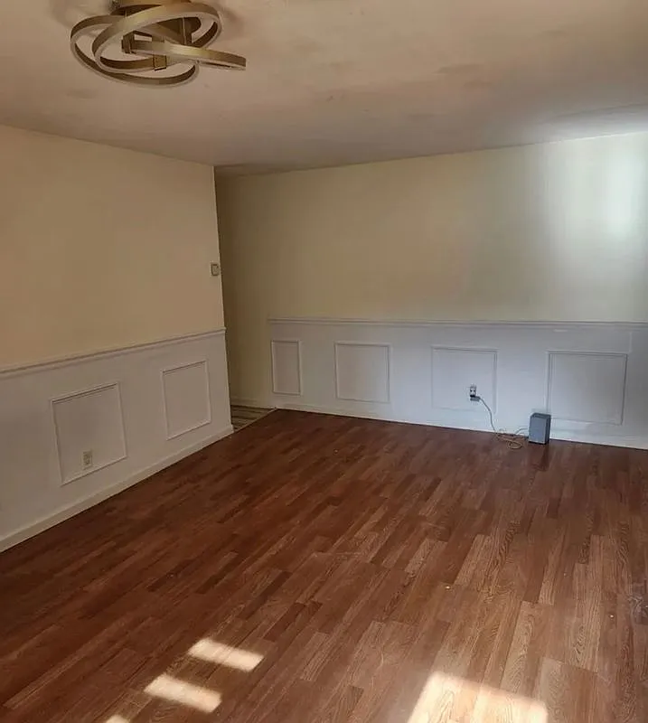 2 bed, 1.0 bath, 929 sqft, $2,500 — Photo 3
