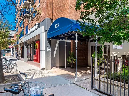105 McCaul St Photo 1
