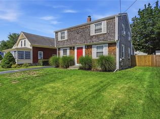 37 Planet Ave, Riverside, RI 02915