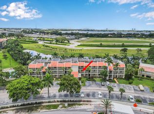 2550 Presidential Way APT 204, West Palm Beach, FL 33401