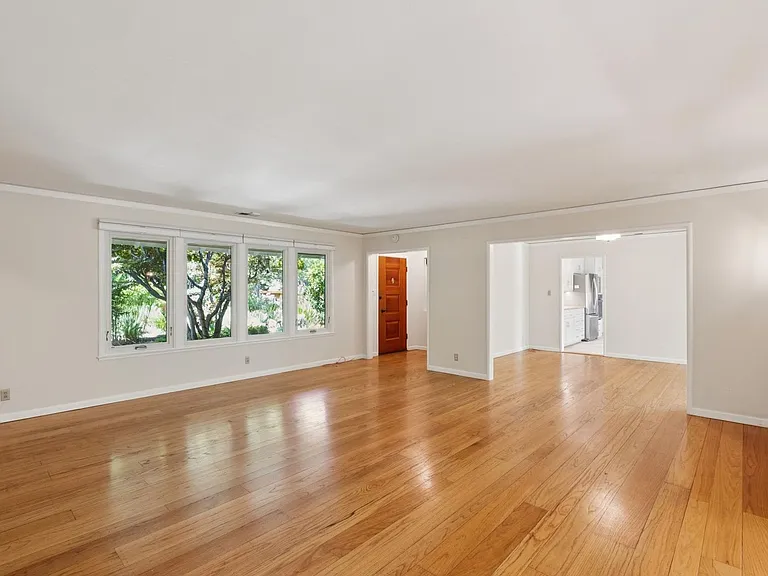 970 Palo Alto Ave — Photo 18