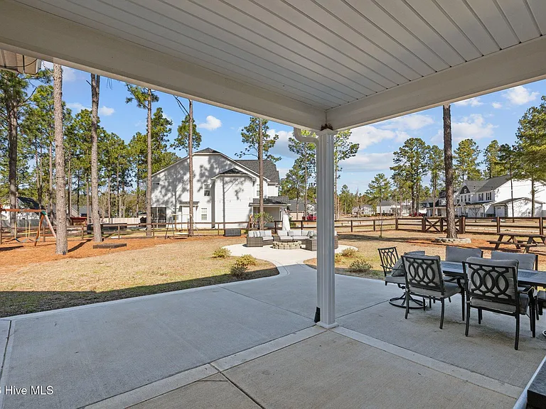 217 Thistleberry Dr — Photo 38
