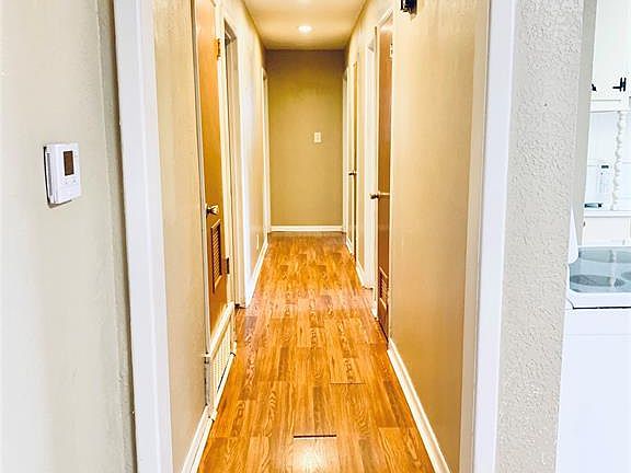 4th image of 306 W Wrights Ave
