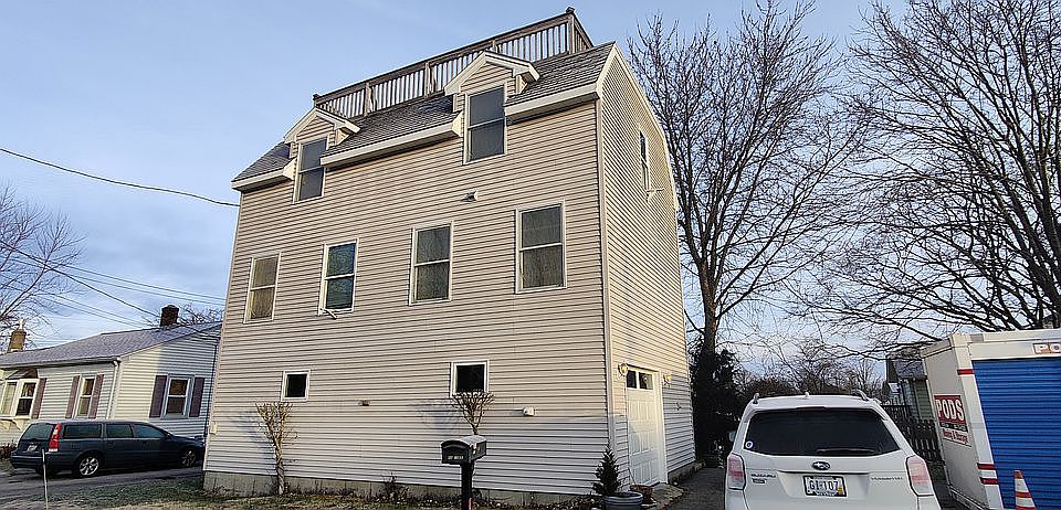 2nd image of 59 Walnut St