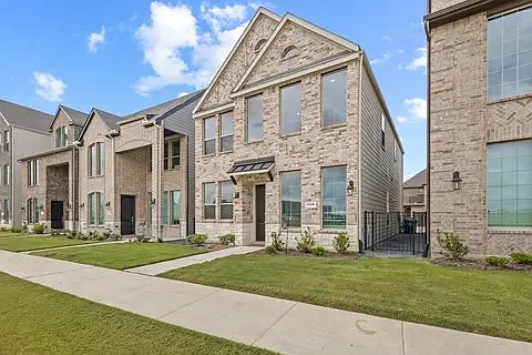 4 bed, 3.5 bath, 1703 sqft, $3,000 — Photo 2