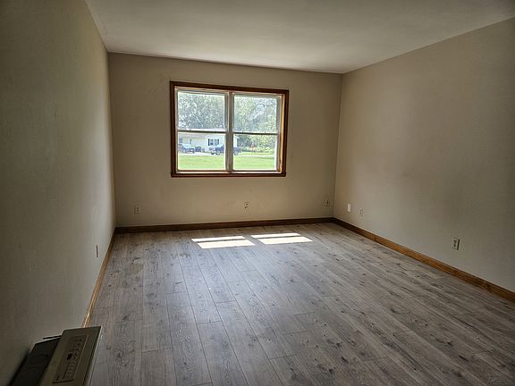 2nd image of 68 Bouthilete Cir