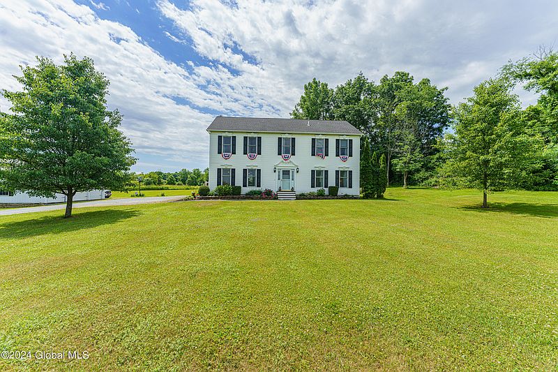 2nd image of 570 Knickerbocker Road