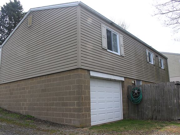 4th image of 3134 New Hampshire Dr