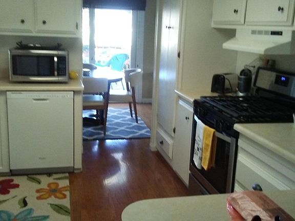 5th image of 525 W El Norte Pkwy Space 220